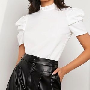 White puff sleeve blouse